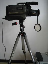 松下經典搭檔 M9000攝像機與錄像機套機，480元的復古影像之旅